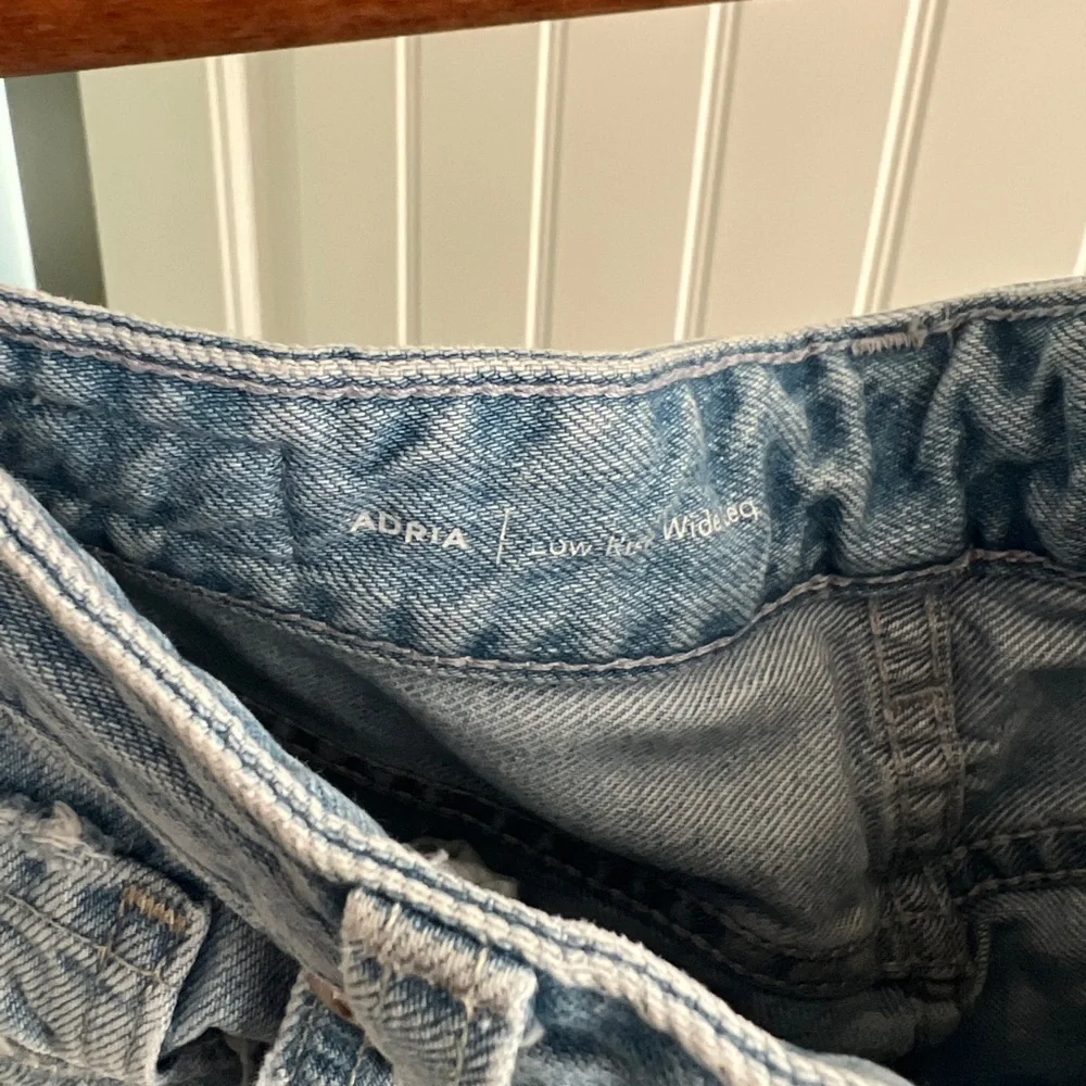 AG Adria Low Rise Baggy Wide Leg Jeans - Size 26 - EUC - Picture 6 of 7